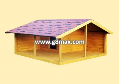 Hundehütte mit großer geschlossener Terrasse